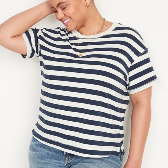 *3 FOR $9* Old Navy Short Sleeve Vintage Striped Easy Navy Striped Tee Top Shirt - Picture 1 of 3